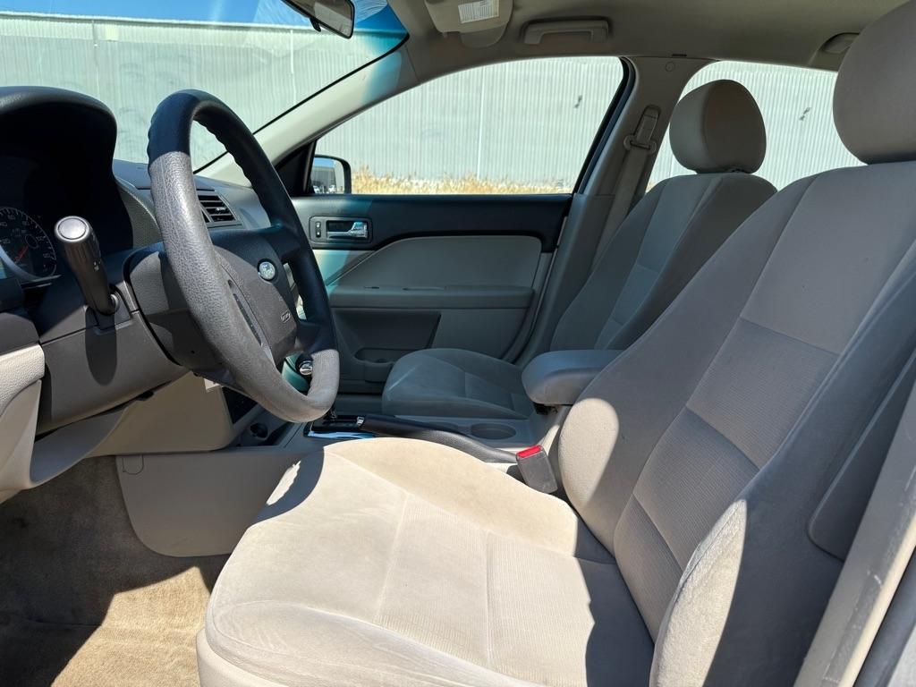 Ford Fusion S 2008