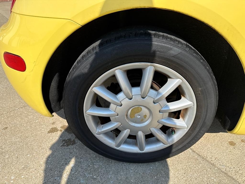 Volkswagen New Beetle GLS 2.0L 2005