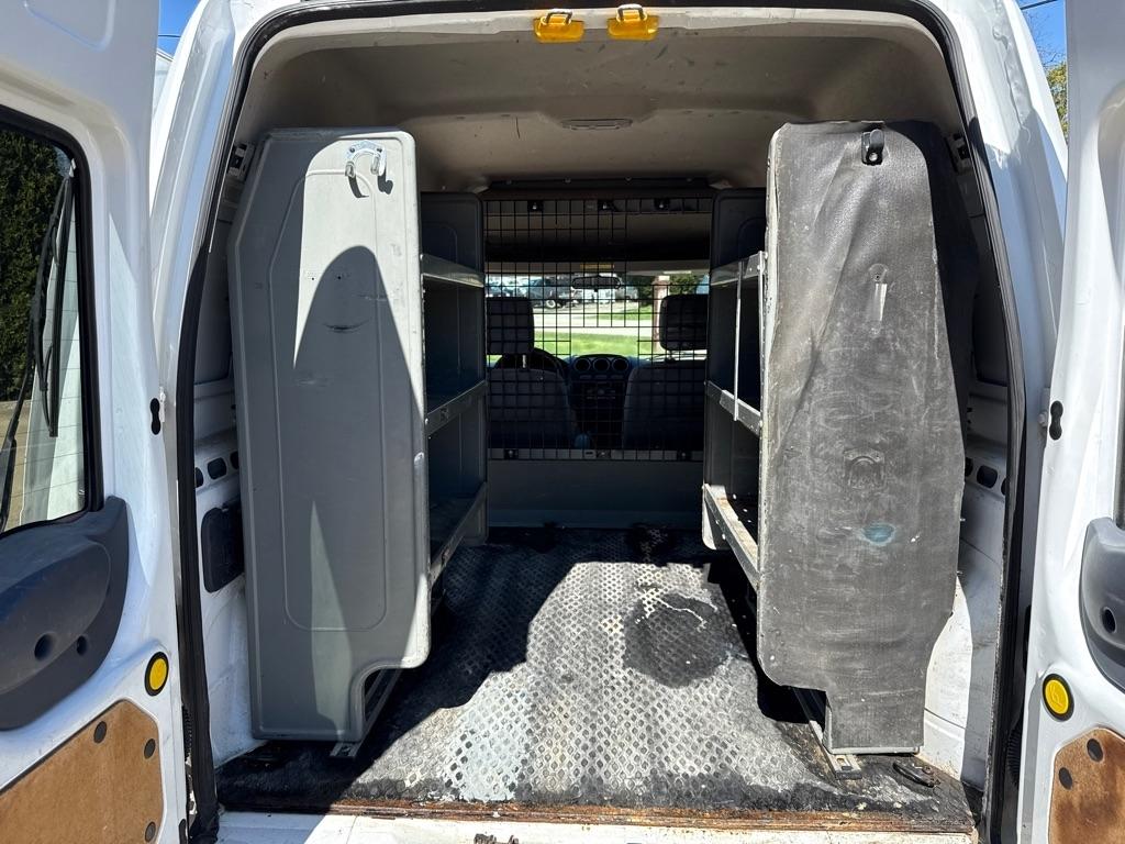 Ford Transit Connect XLT with Side and Rear Door Glass 2010