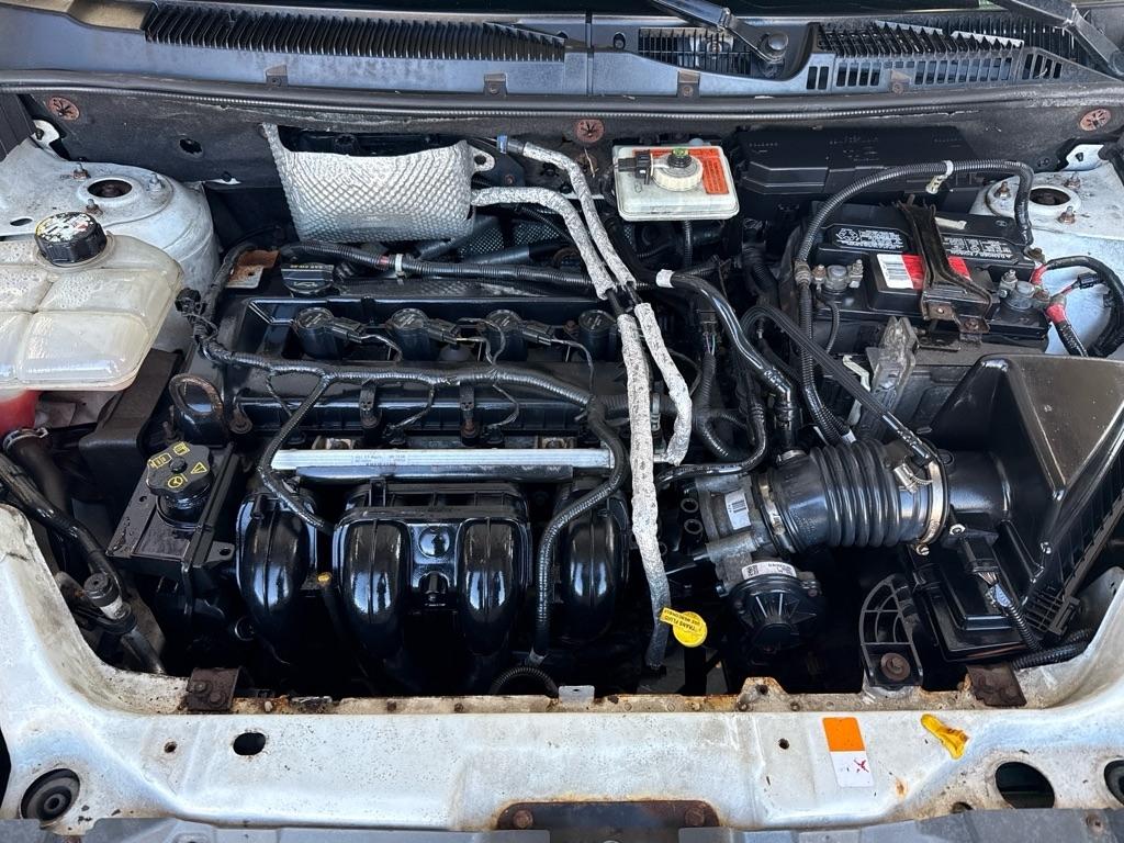 Ford Transit Connect XLT with Side and Rear Door Glass 2010