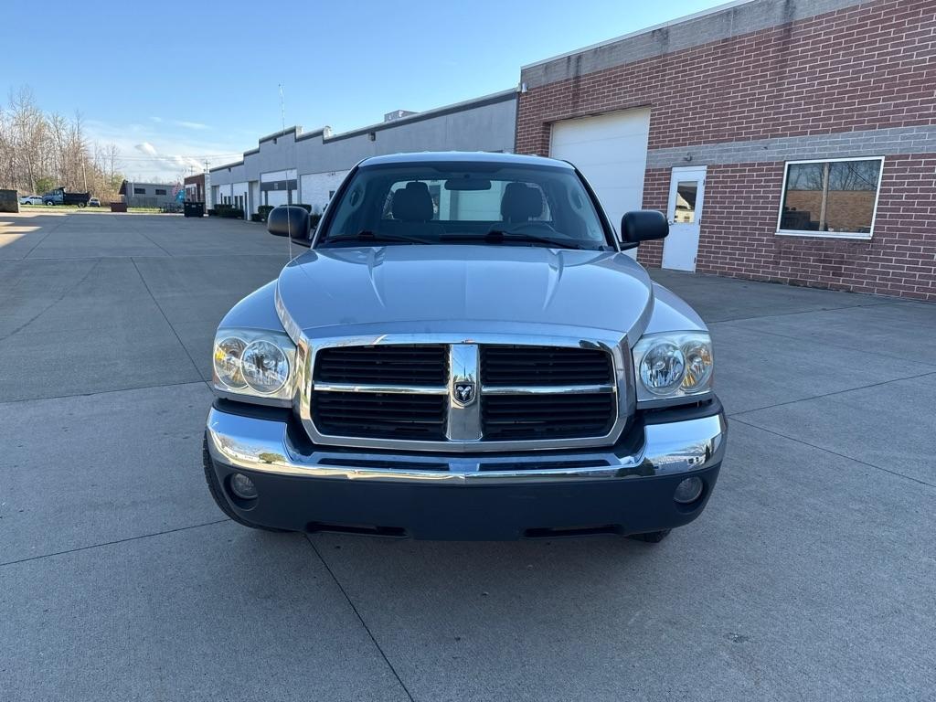 Dodge Dakota SLT Club Cab 4WD 2005