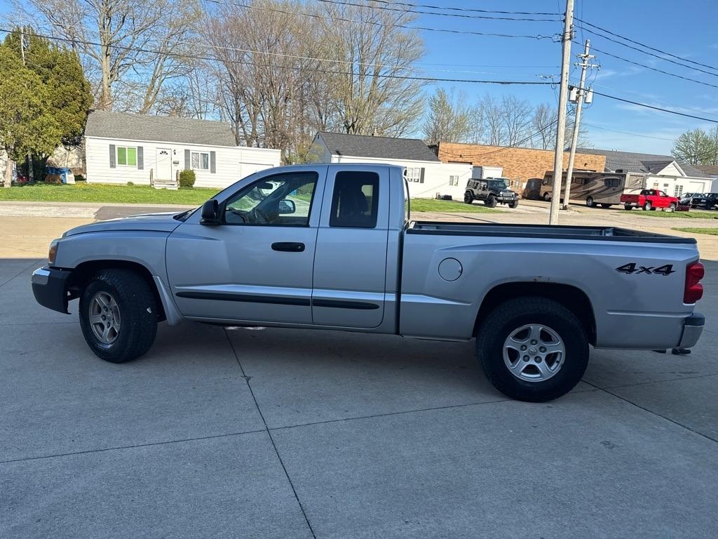 Dodge Dakota SLT Club Cab 4WD 2005