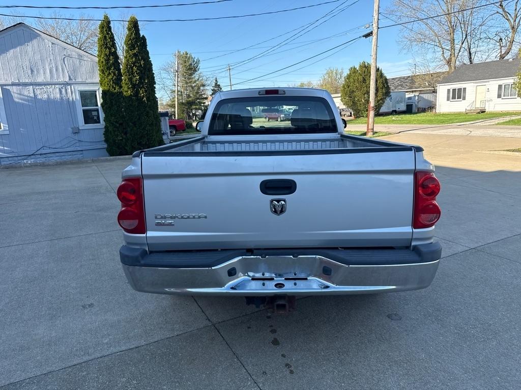 Dodge Dakota SLT Club Cab 4WD 2005
