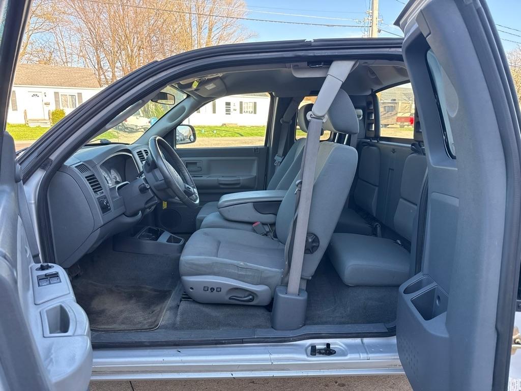 Dodge Dakota SLT Club Cab 4WD 2005