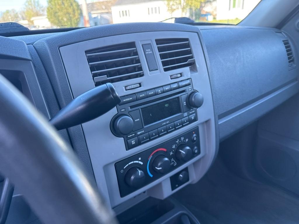 Dodge Dakota SLT Club Cab 4WD 2005