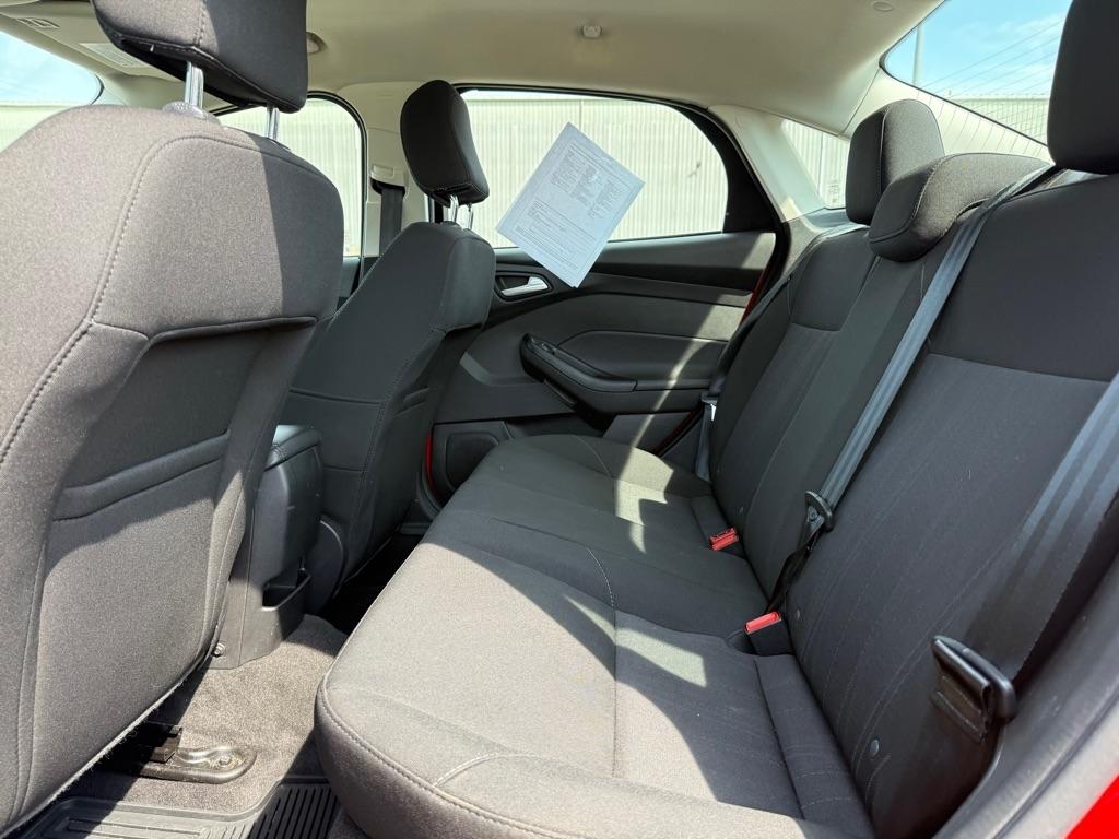 Ford Focus SE Sedan 2017