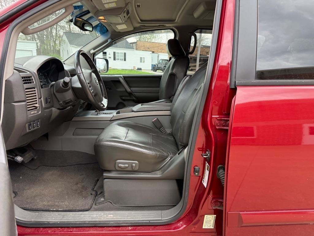 Nissan Armada SE 4WD 2005