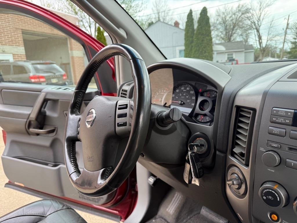 Nissan Armada SE 4WD 2005