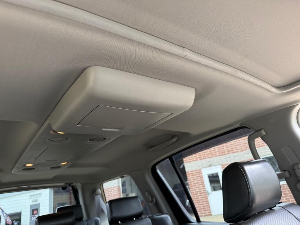 Nissan Armada SE 4WD 2005