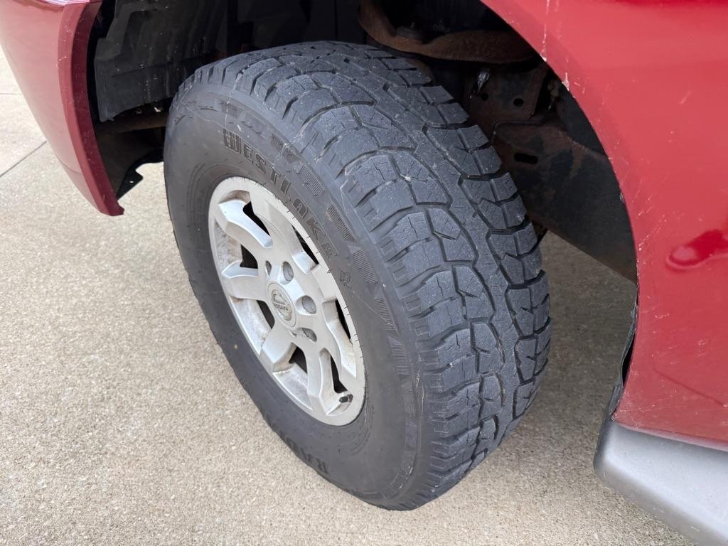 Nissan Armada SE 4WD 2005