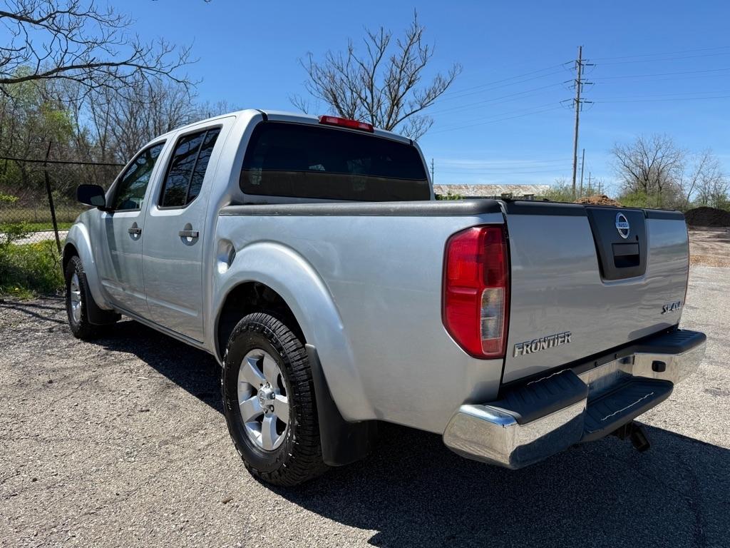 Nissan Frontier SE Crew Cab 4WD 2010