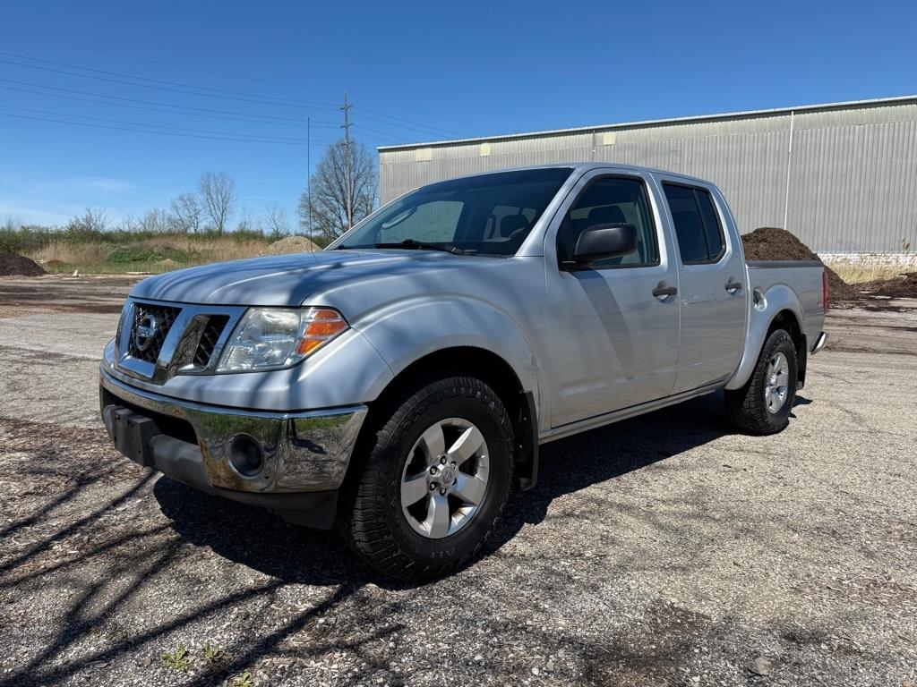 Nissan Frontier SE Crew Cab 4WD 2010