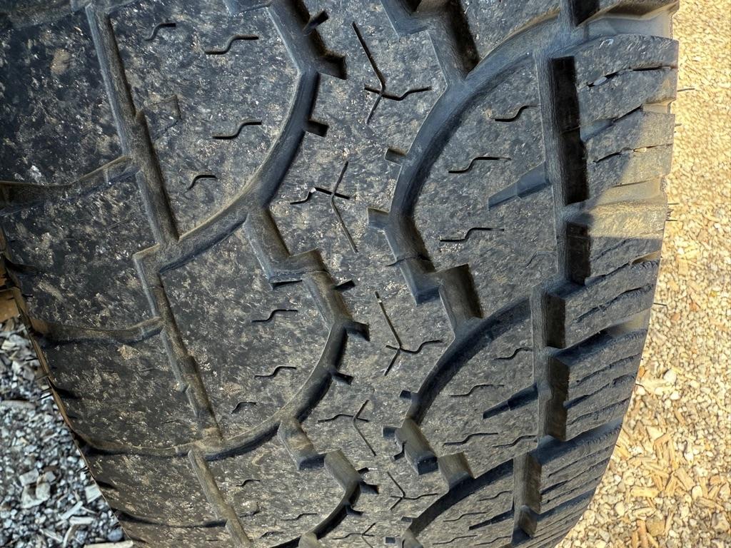 Nissan Frontier SE Crew Cab 4WD 2010