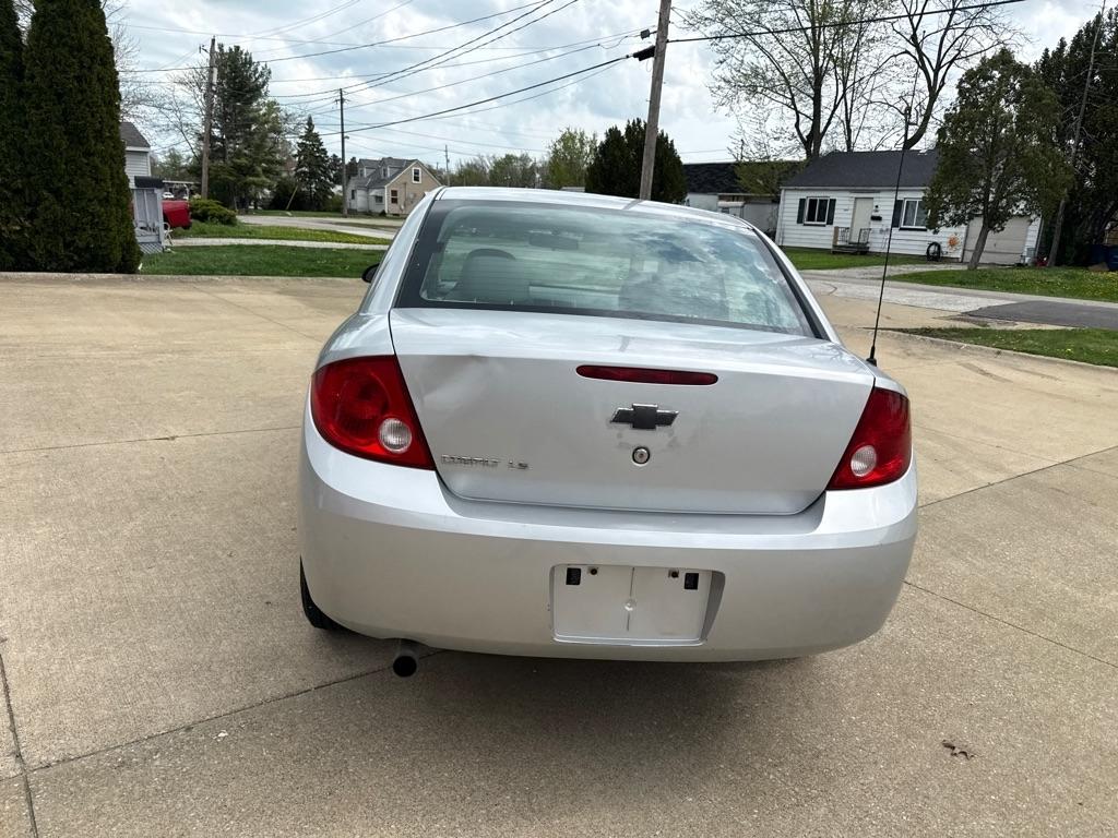 Chevrolet Cobalt LS Sedan 2006