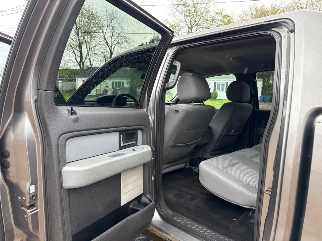 Ford F-150 XL SuperCrew 5.5-ft. Bed 4WD 2013