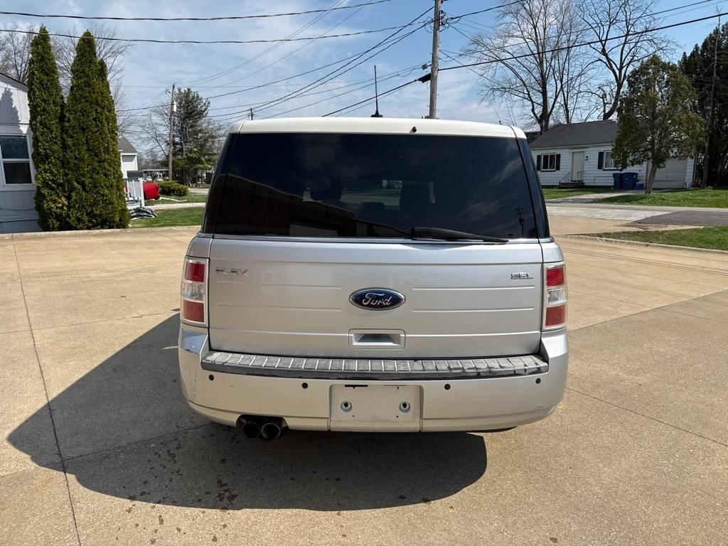 Ford Flex SEL FWD 2010