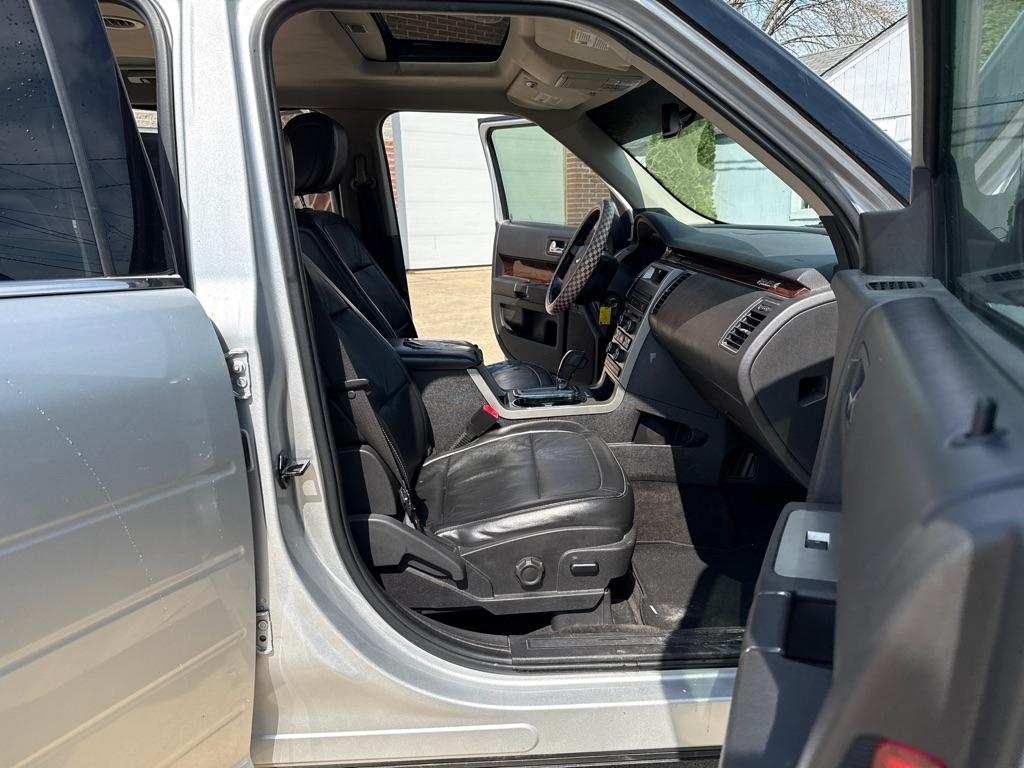 Ford Flex SEL FWD 2010