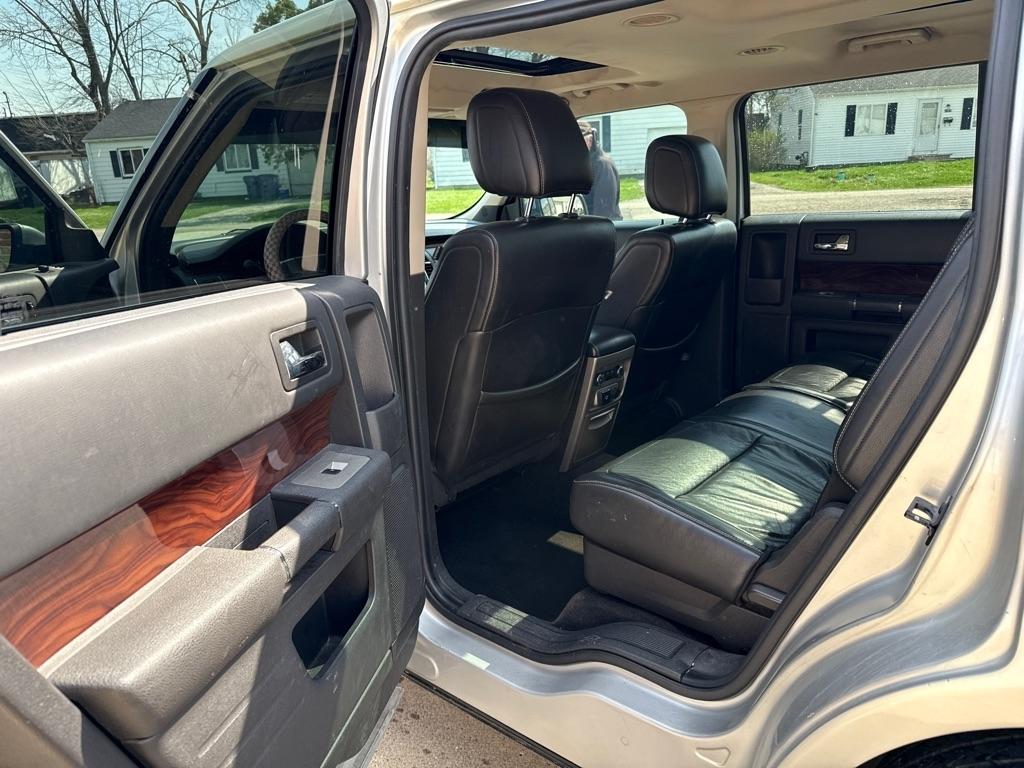 Ford Flex SEL FWD 2010