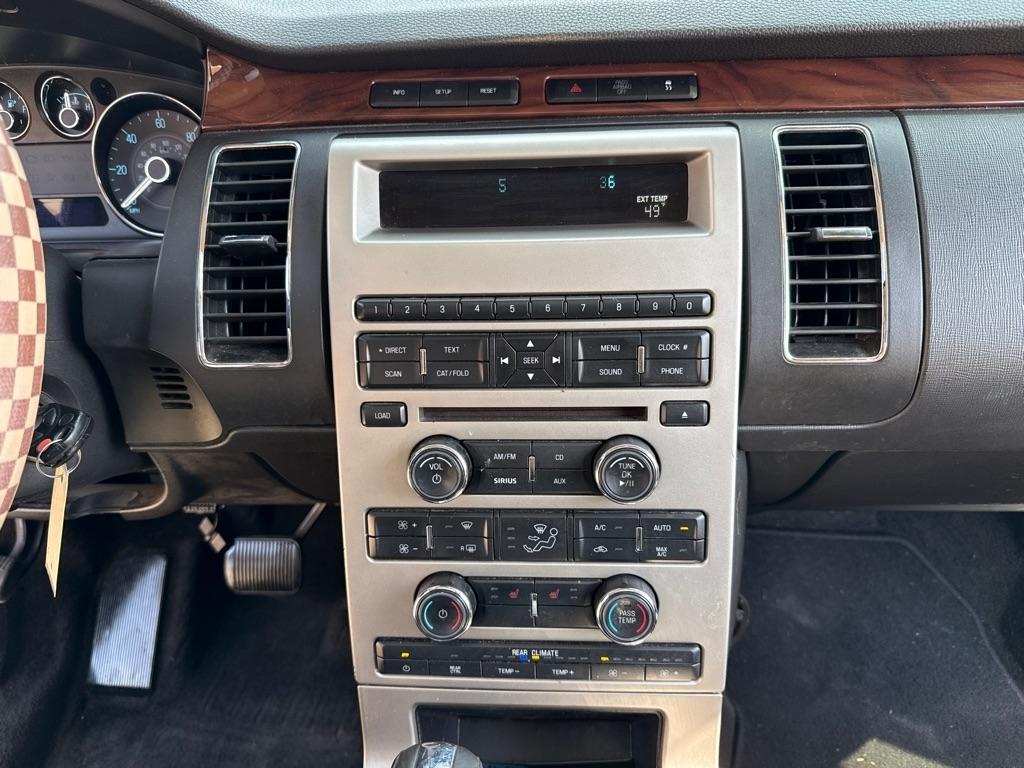 Ford Flex SEL FWD 2010