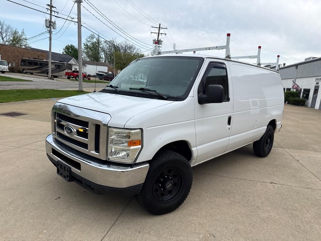 Ford Econoline E-250 2008
