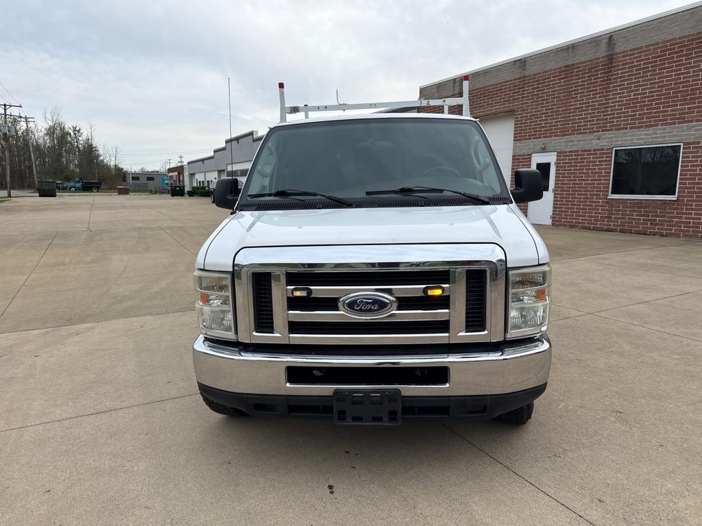 Ford Econoline E-250 2008