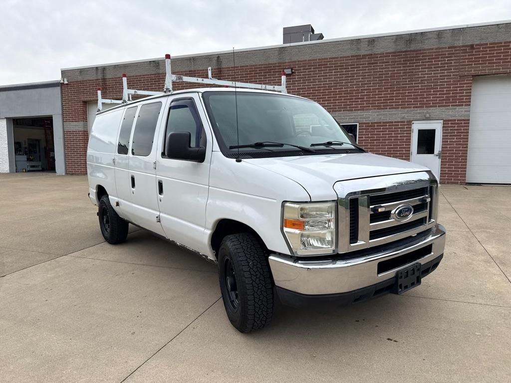 Ford Econoline E-250 2008