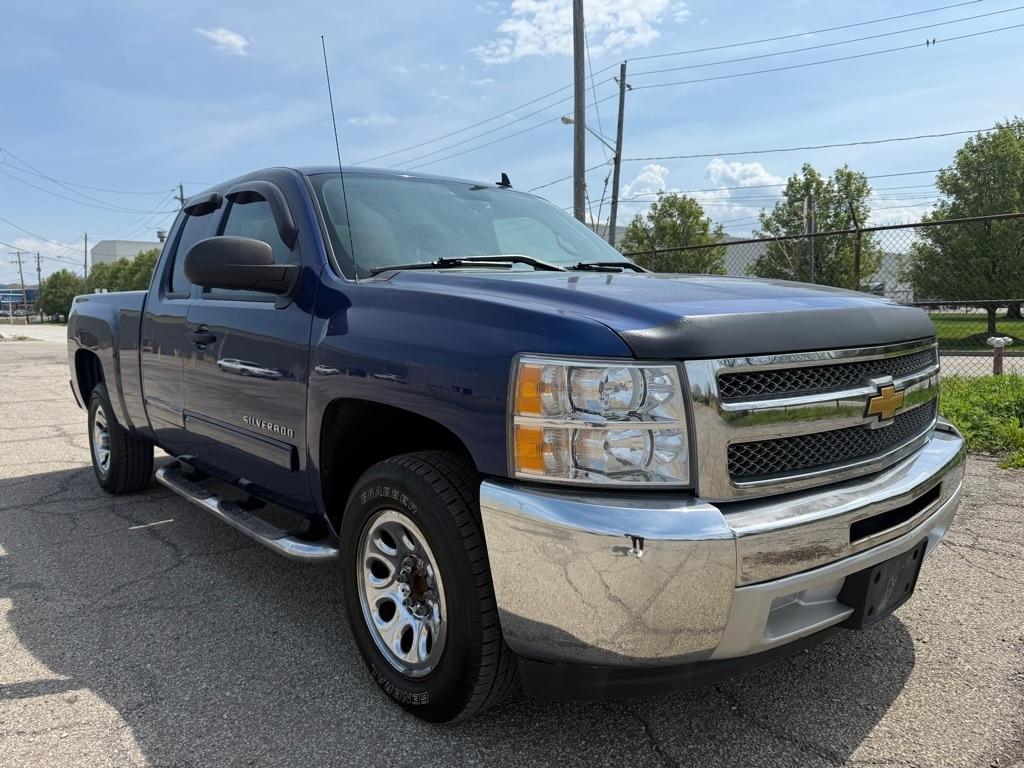 Chevrolet Silverado 1500 LS Extended Cab 2WD 2013