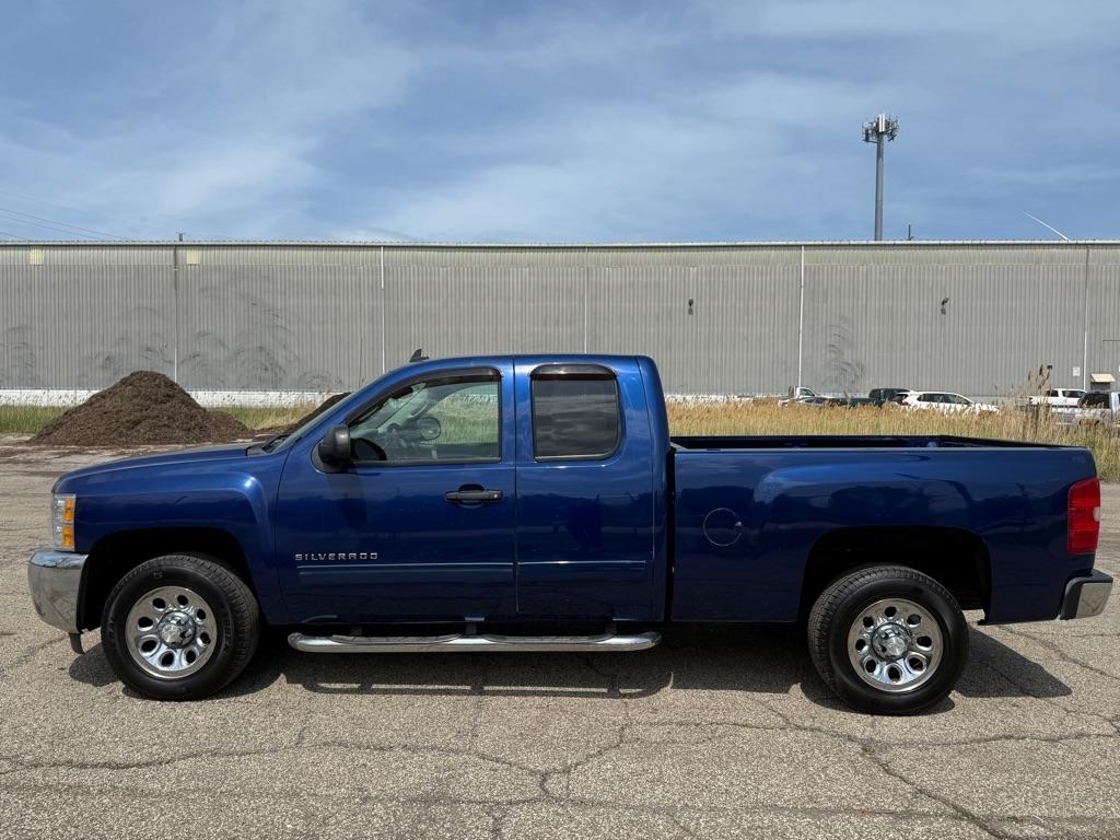 Chevrolet Silverado 1500 LS Extended Cab 2WD 2013