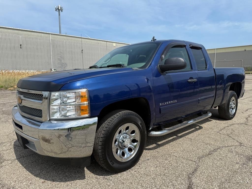 Chevrolet Silverado 1500 LS Extended Cab 2WD 2013
