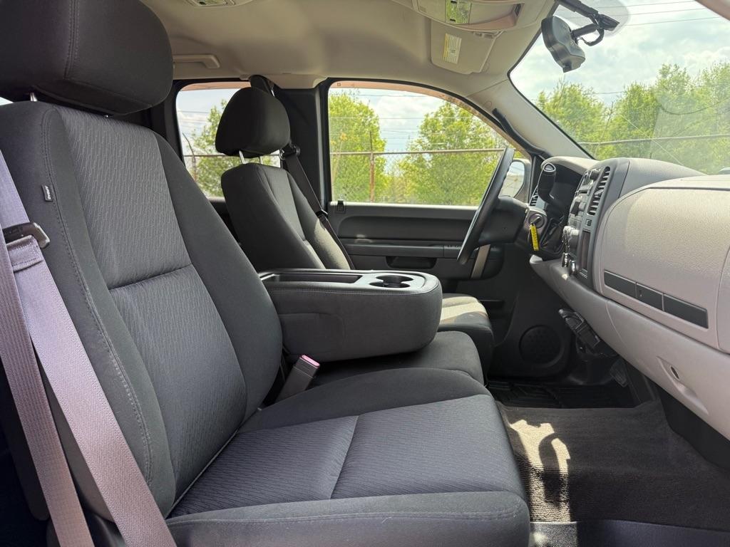 Chevrolet Silverado 1500 LS Extended Cab 2WD 2013