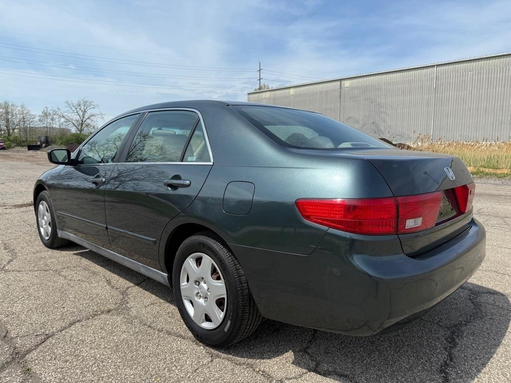 Honda Accord LX sedan AT 2005