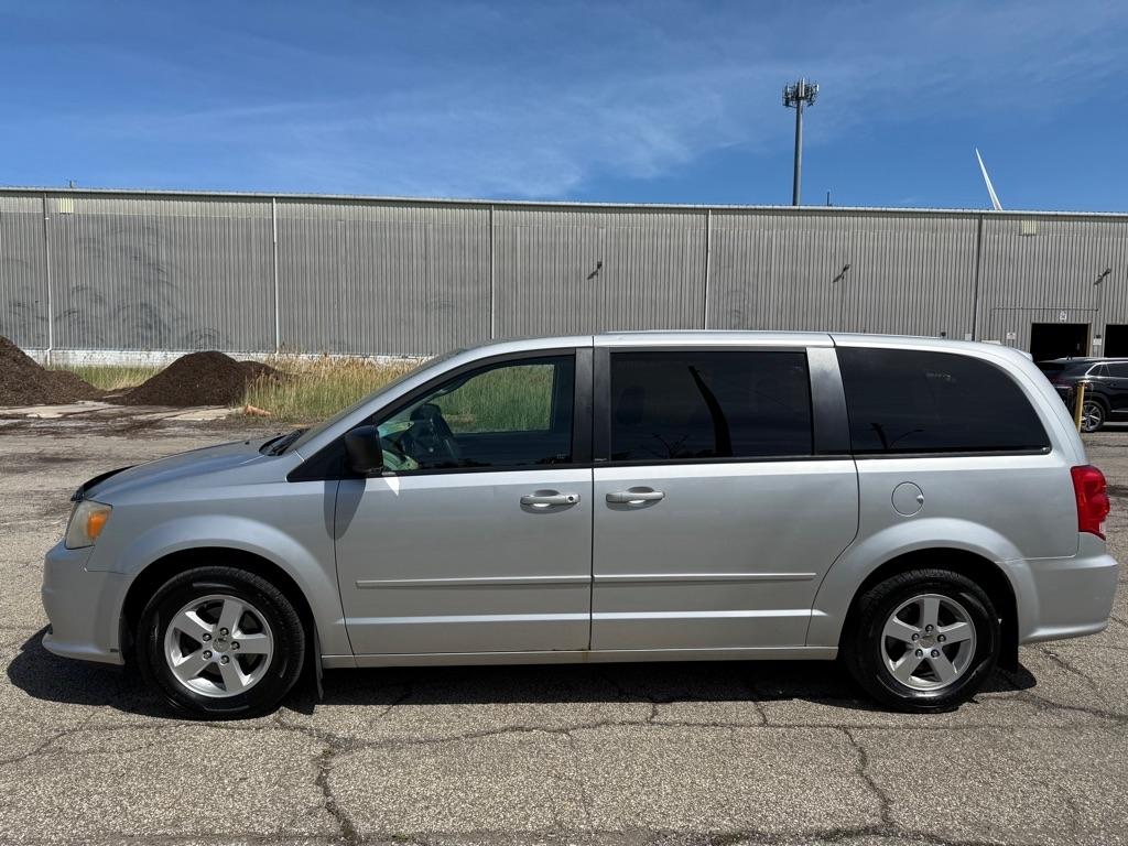 Dodge Grand Caravan Express 2011