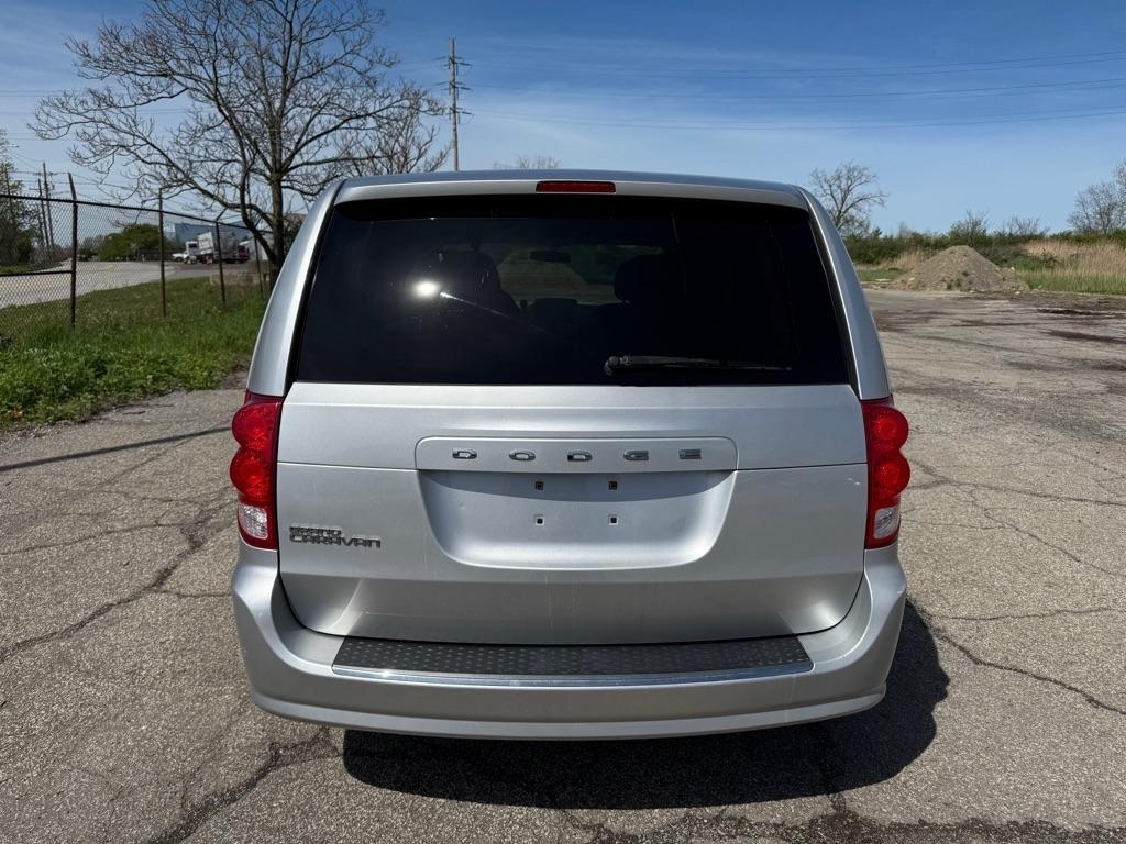 Dodge Grand Caravan Express 2011
