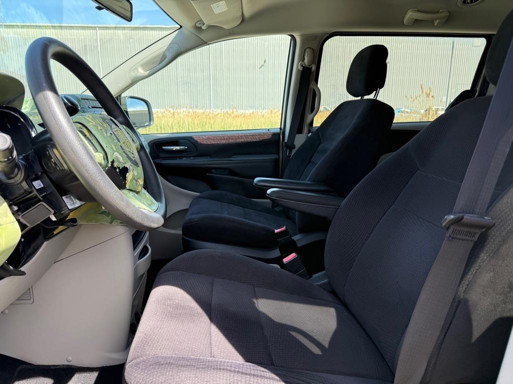 Dodge Grand Caravan Express 2011