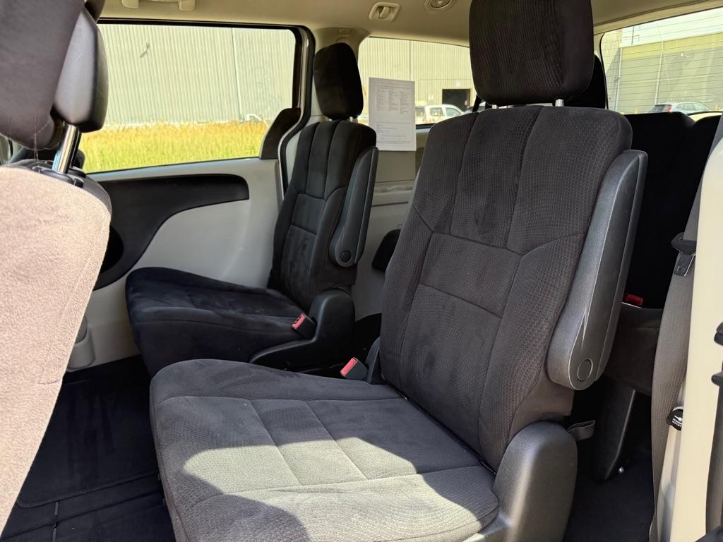 Dodge Grand Caravan Express 2011