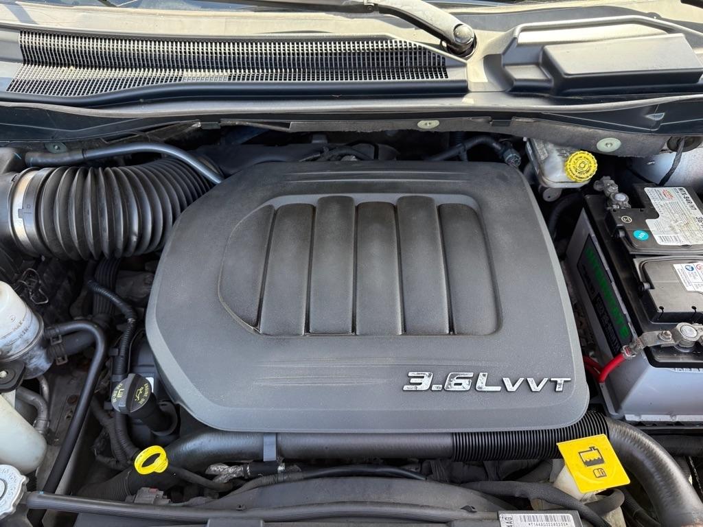 Dodge Grand Caravan Express 2011