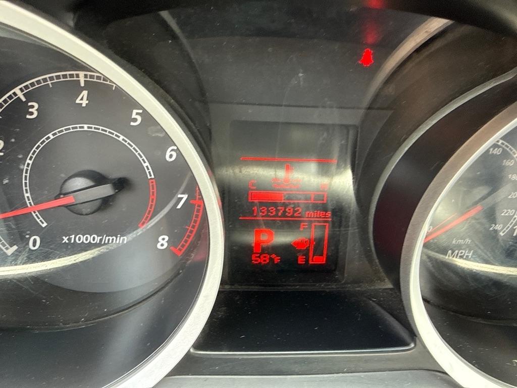 Mitsubishi Lancer ES 2012