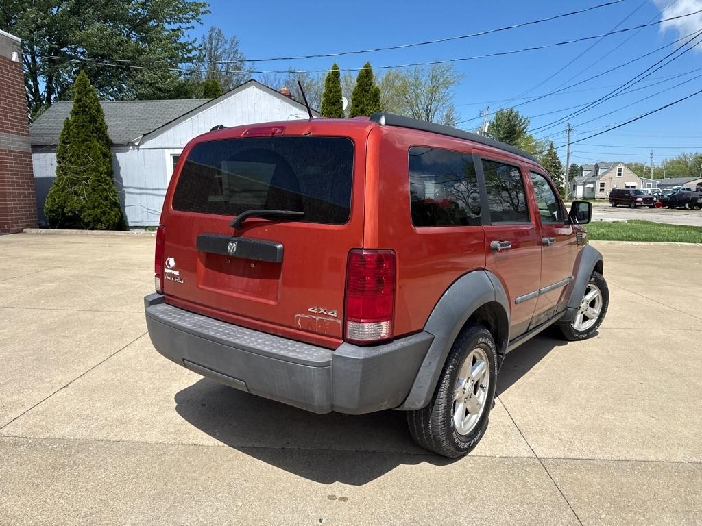 Dodge Nitro SXT 4WD 2007