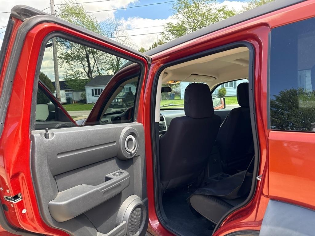 Dodge Nitro SXT 4WD 2007