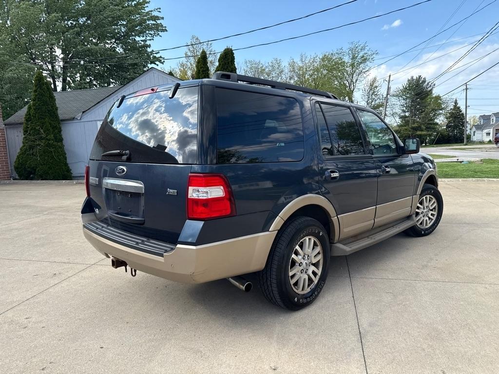 Ford Expedition XLT 4WD 2014
