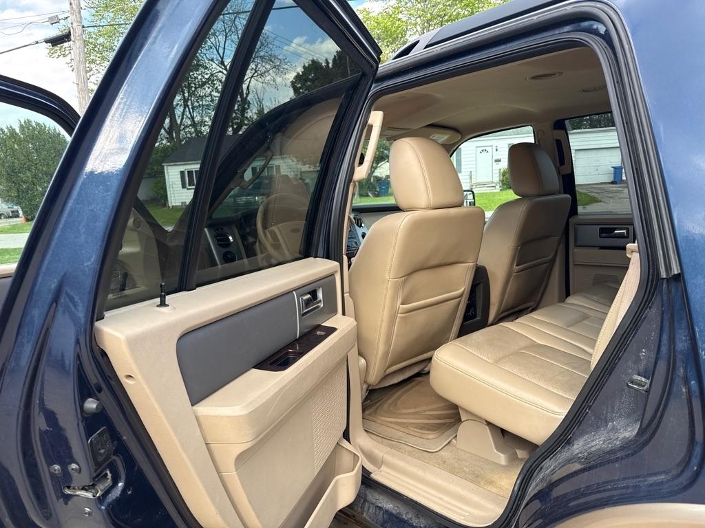 Ford Expedition XLT 4WD 2014