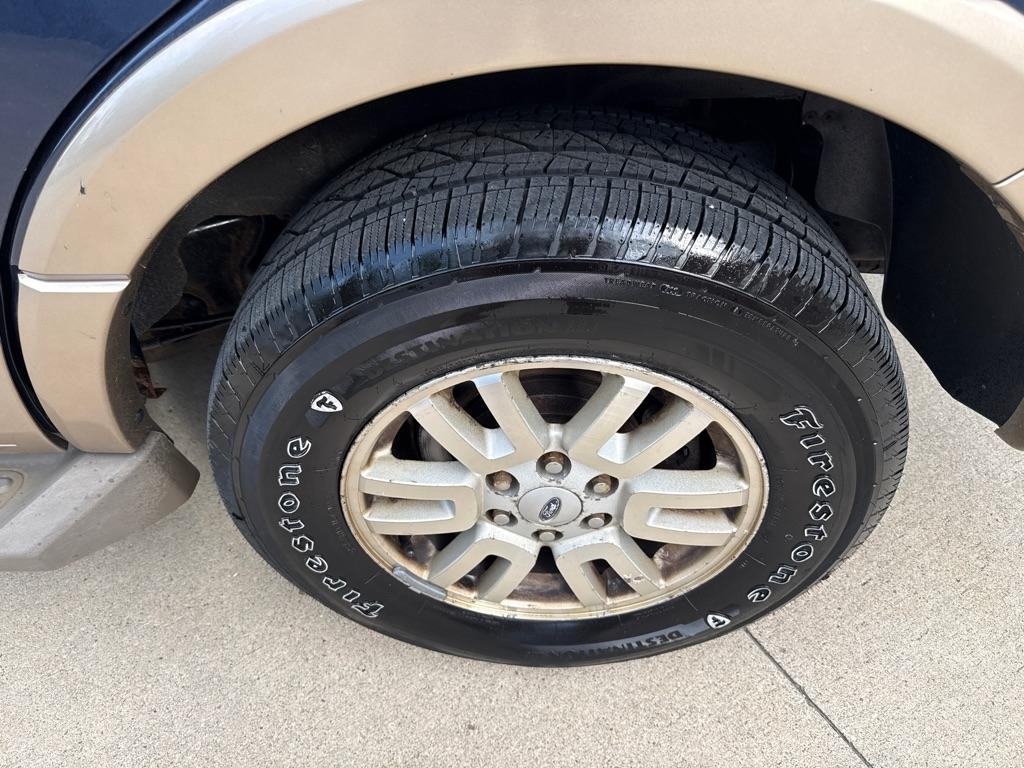 Ford Expedition XLT 4WD 2014
