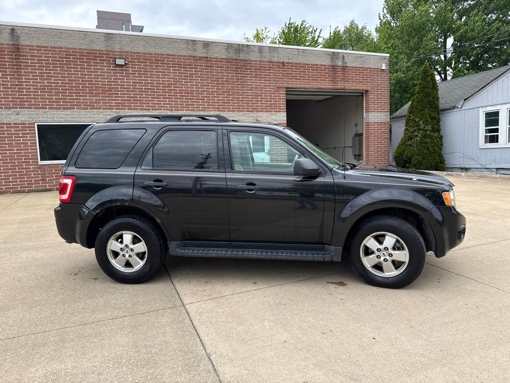 Ford Escape XLT 4WD 2011