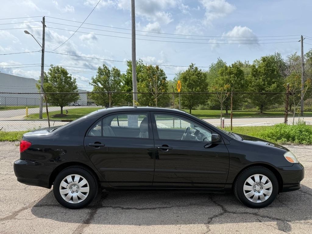 Toyota Corolla CE 2003