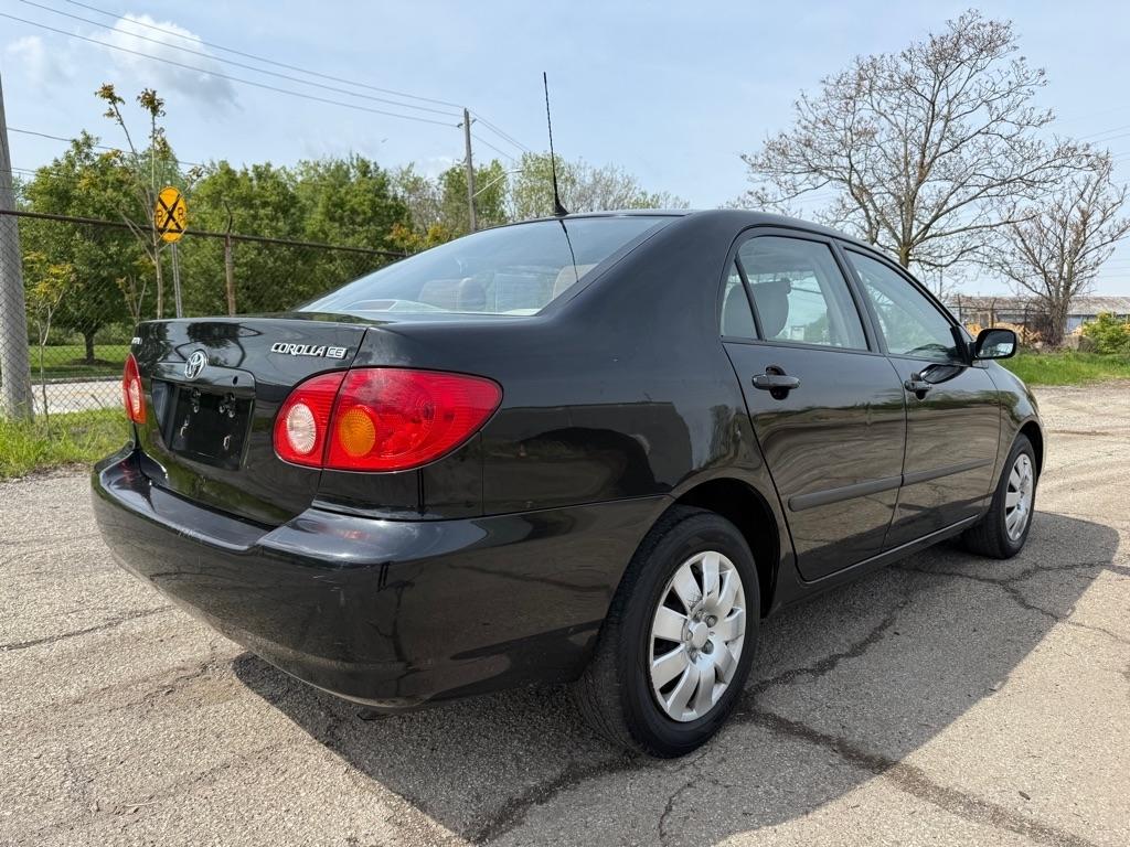 Toyota Corolla CE 2003