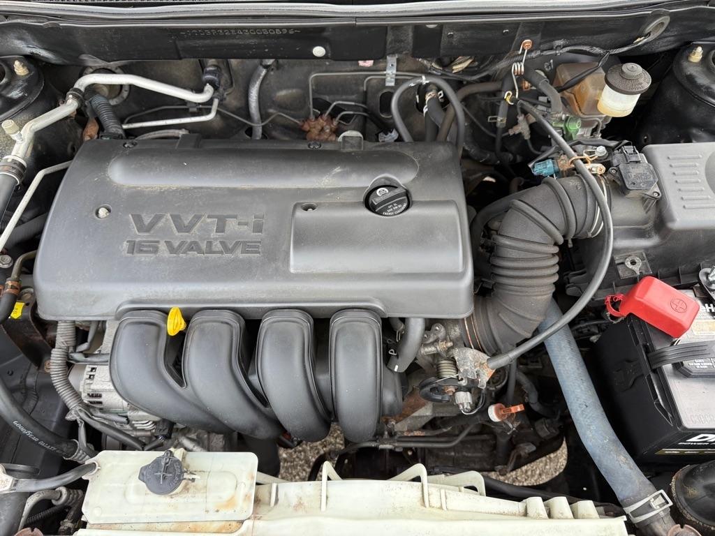 Toyota Corolla CE 2003