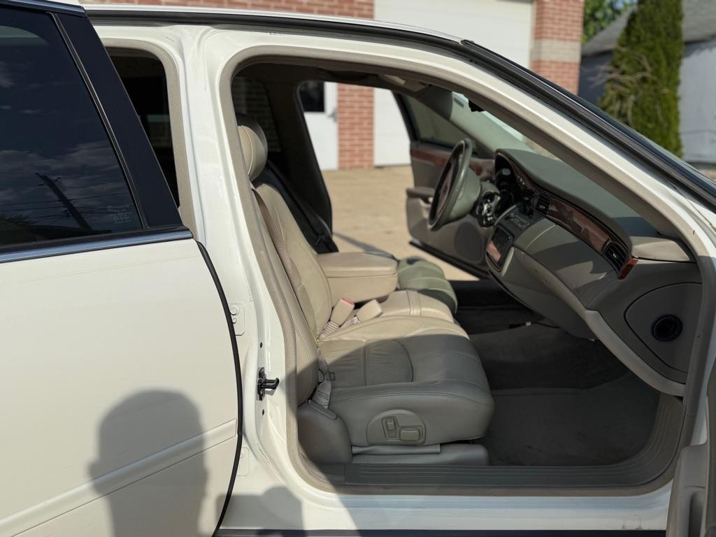 Cadillac DeVille Sedan 2004