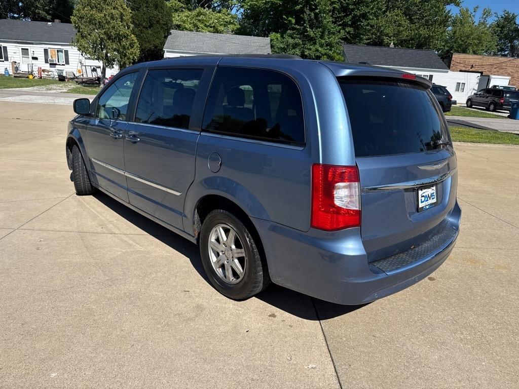Chrysler Town & Country Touring 2012