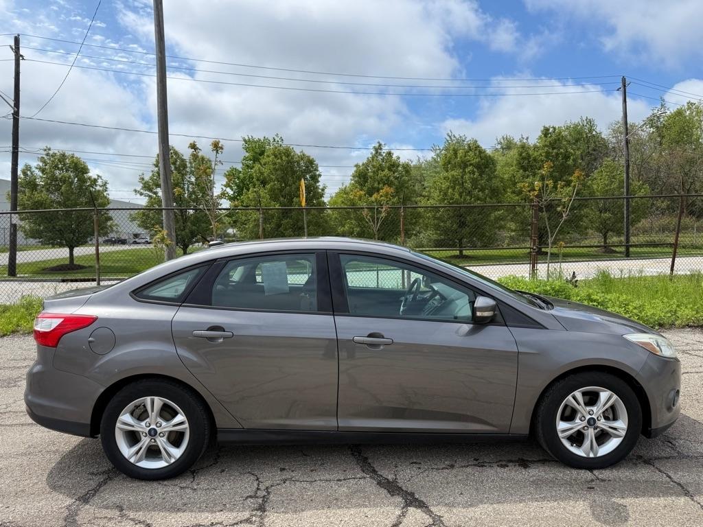 Ford Focus SE Sedan 2014