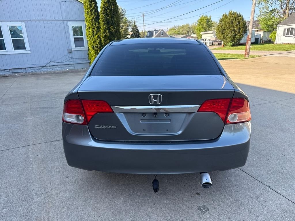 Honda Civic EX-L Sedan 5-Speed AT 2009